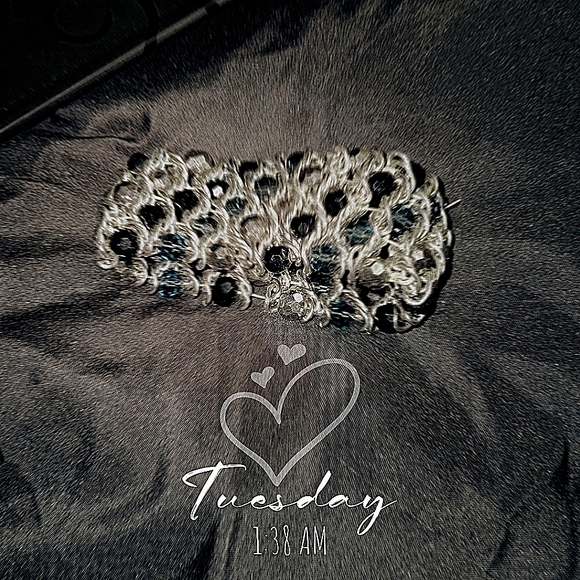 Onxy Dark Blue & Sterling Silver Chain Woven Bracelet, stretchy. - Picture 3 of 7